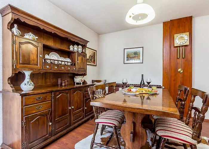 House Ermanna Holiday home