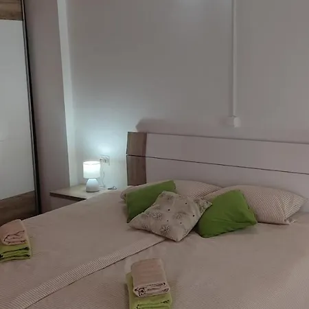 House Ermanna Semesterbostad